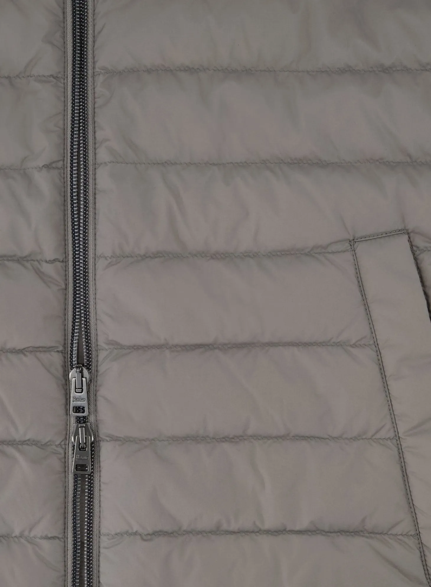 Herno Gewatteerde Bodywarmer Van Wol En Zijde Discount